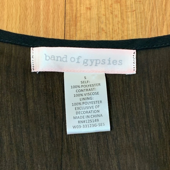 Band Of Gypsies Boho Bell Sleeve Ruffled Dress - Picture 7 of 12